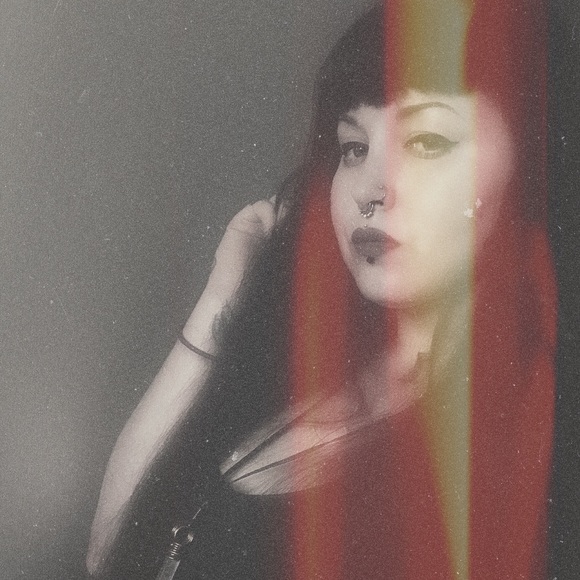 Profile Picture of Cassius Dewalt (@saintofviolence) on Poshmark