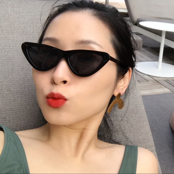 Profile Picture of Jie Ling (@jielinbu) on Poshmark