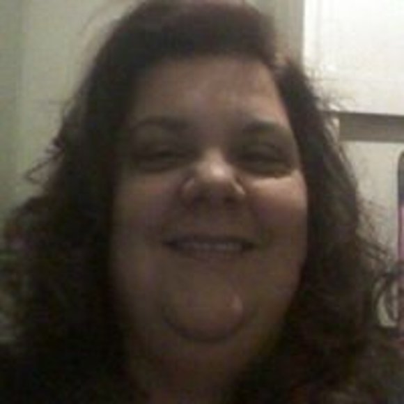 Profile Picture of Misty Singh (@mistysingh1966) on Poshmark