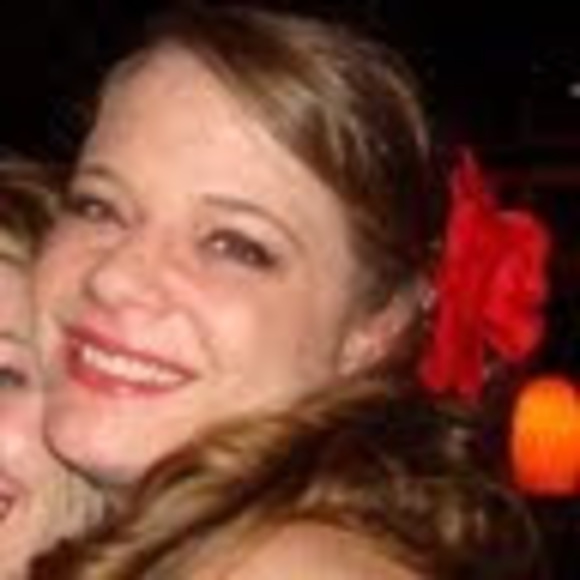 Profile Picture of Misty Allen (@mistymayhem82) on Poshmark