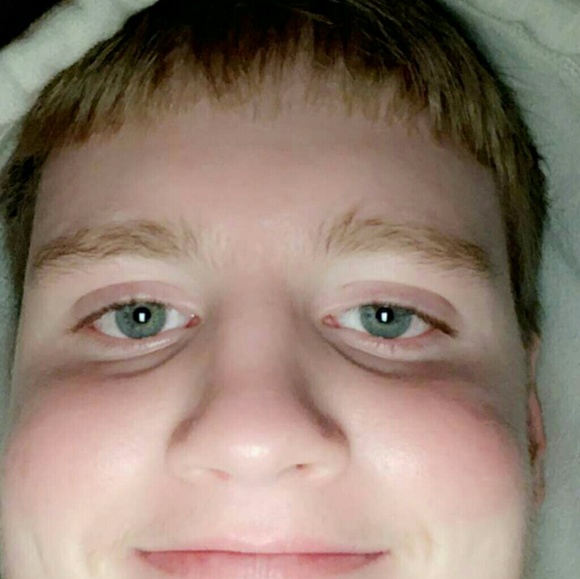 Profile Picture of Carl Anderson (@carlanderson91) on Poshmark