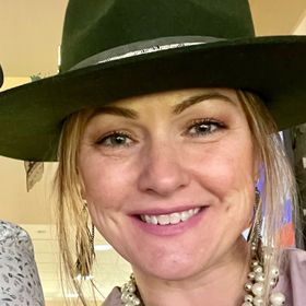 Sarah Walling Lauer - Pinterest Profile Picture of Sarah Walling Lauer (@sarahrebekah10) on Pinterest