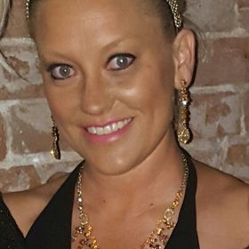 Profile Picture of Amy Carroll (@ae_quinn) on Pinterest