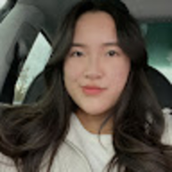Profile Picture of Phuong Trinh (@itsjustphuong) on Poshmark