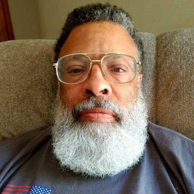 Profile Picture of Ren Franklin (@RedPleiades100) on Twitter