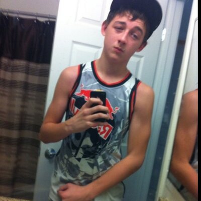 Profile Picture of Chris Mccorquodale (@KrYpToNiTe115) on Twitter