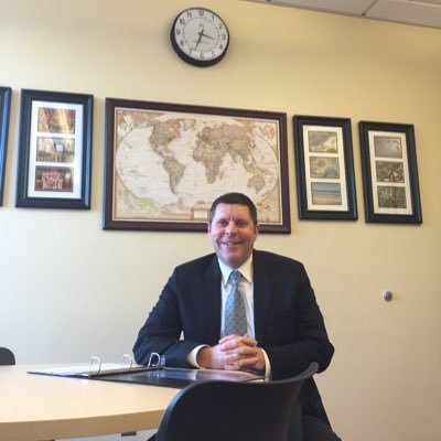 Profile Picture of Robert Edwards (@redwards_robert) on Twitter