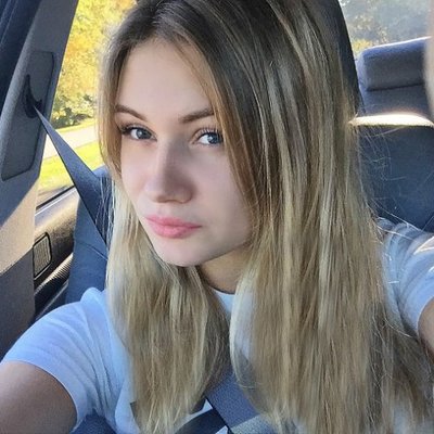 Profile Picture of Lisa Pang (@LisaPangmu) on Twitter