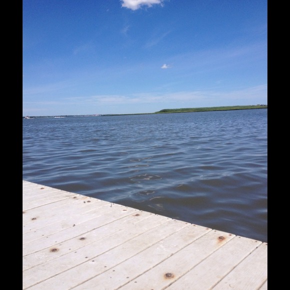 Profile Picture of Ashley Kiritsis (@ashley_kiritsis) on Poshmark