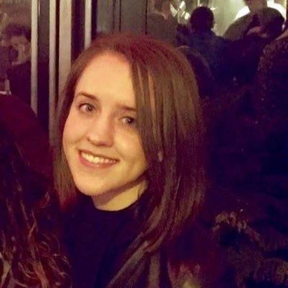 Profile Picture of Lindsay Broyhill (@broys7) on Poshmark