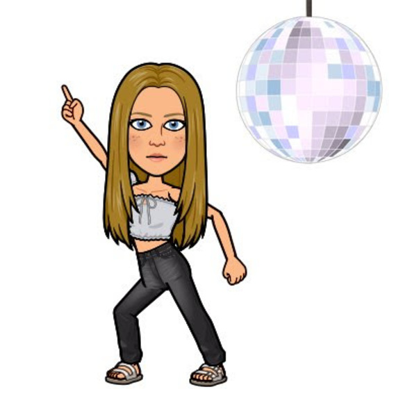 Profile Picture of Sami Scott (@samijaye2006) on Poshmark