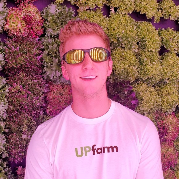 Profile Picture of Matthew Koen (@mattk778) on Poshmark