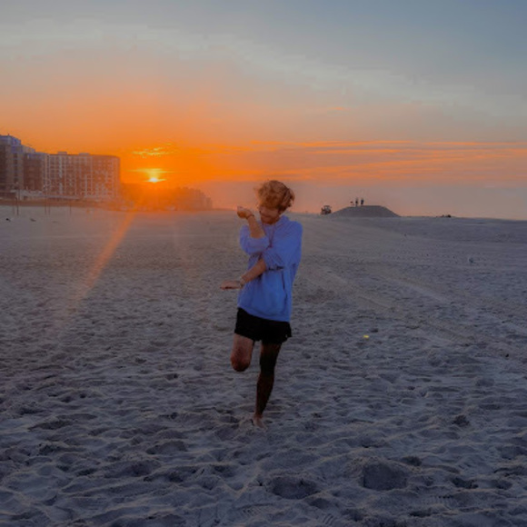 Ryan Vairo - Poshmark Profile Picture of Ryan Vairo (@ry_xnv) on Poshmark