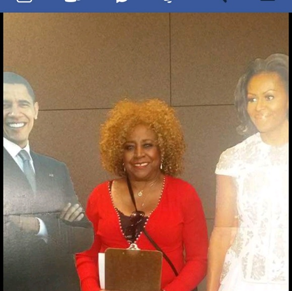 Profile Picture of Leslie Fitzhugh (@lesliefitzhugh) on Poshmark