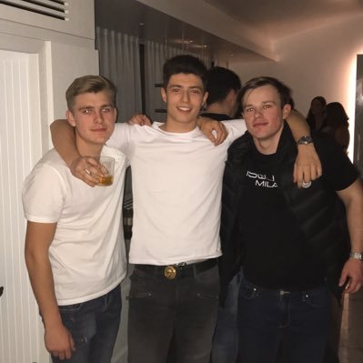 Profile Picture of Blake Wesley (@BlakeWes00) on Twitter