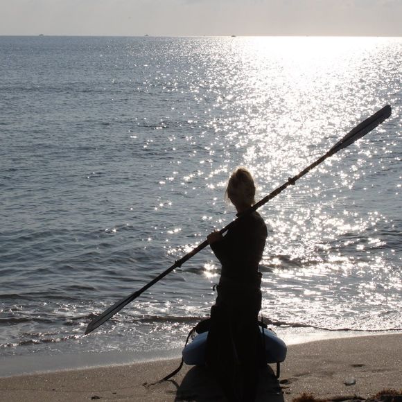 Profile Picture of Danielle Linden (@dnelinden) on Poshmark