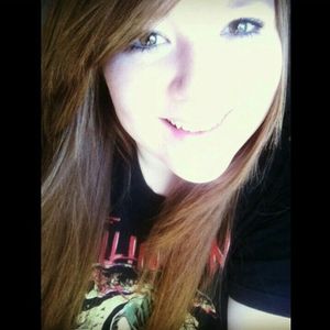 Profile Picture of Carly Rodgers (@nomnomnomisaur) on Myspace