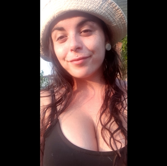 Profile Picture of Anouck Blanchard (@anouckblanchard) on Poshmark