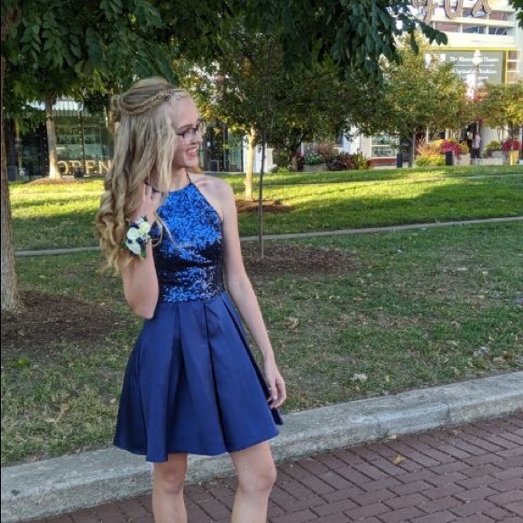 Profile Picture of Brooke Bixby (@brookebixby) on Poshmark