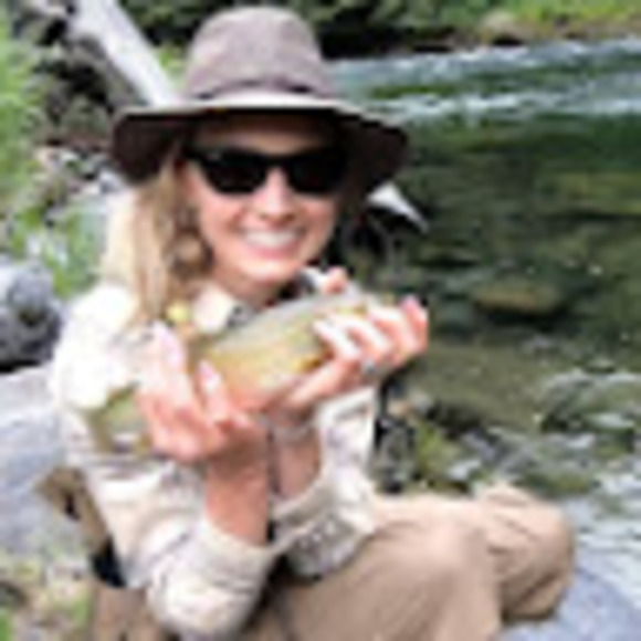 Profile Picture of Rachael Krusemark (@rkrusemark) on Poshmark