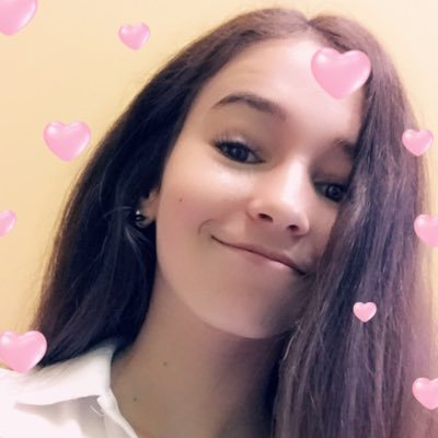 Profile Picture of Anne-Julia Houde (@AnneHoude) on Twitter