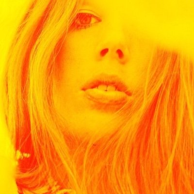 Profile Picture of Shannon Labrie (@shannonlabrie) on Twitter