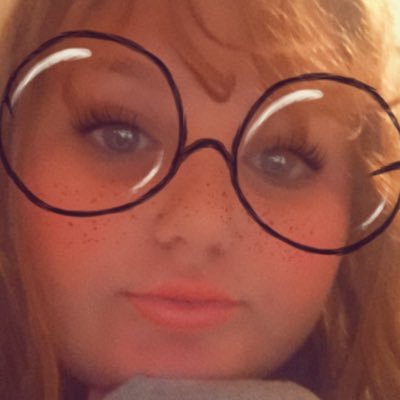 Profile Picture of Evelyn Richards (@EvelynR42004735) on Twitter