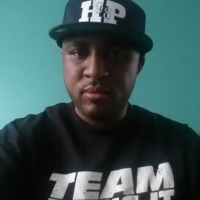 Profile Picture of Kenneth Ray (@KenRay329) on Twitter