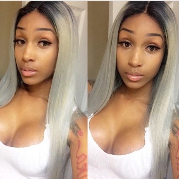 Profile Picture of Ariel Glover (@ariel9286) on Poshmark