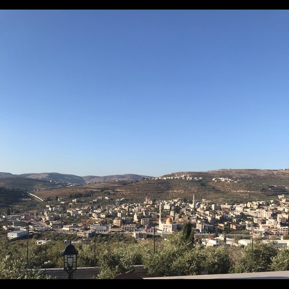 Profile Picture of Samora Awad (@samora730) on Poshmark