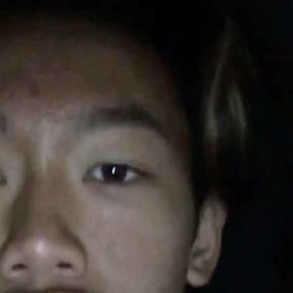 Profile Picture of Andy Khamsengmanivong (@andkham) on Poshmark