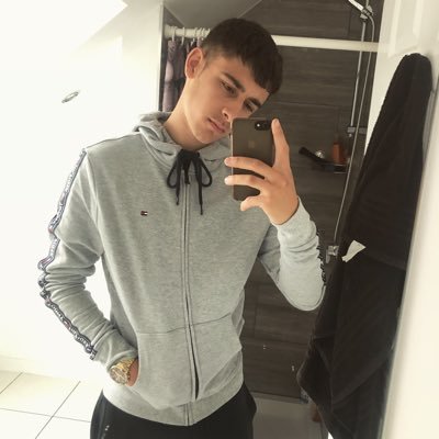 Profile Picture of Adam Whitham (@awhitham2000) on Twitter