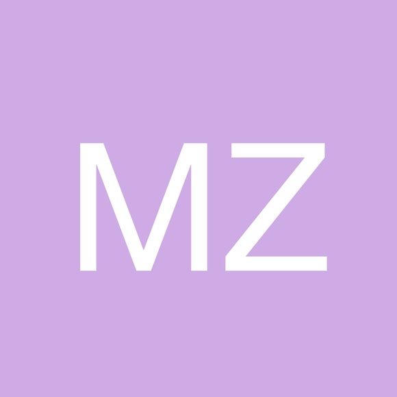 Profile Picture of Mercedes Zutterman (@merczutt) on Poshmark