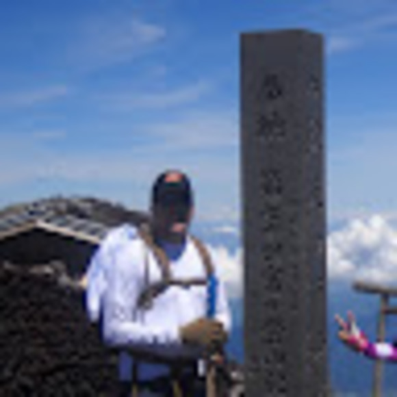 Profile Picture of Jason Mincolla (@jmincolla) on Poshmark