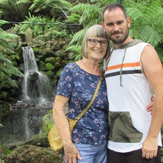 Profile Picture of Rosalind Saunders (@rosalind.saunders.3) on Facebook