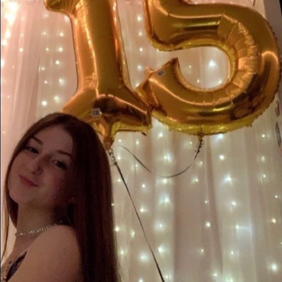 Profile Picture of Faith Sload (@fsload) on Poshmark