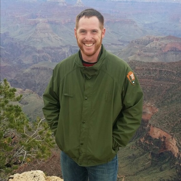 Profile Picture of Thomas Liller (@tliller29) on Poshmark