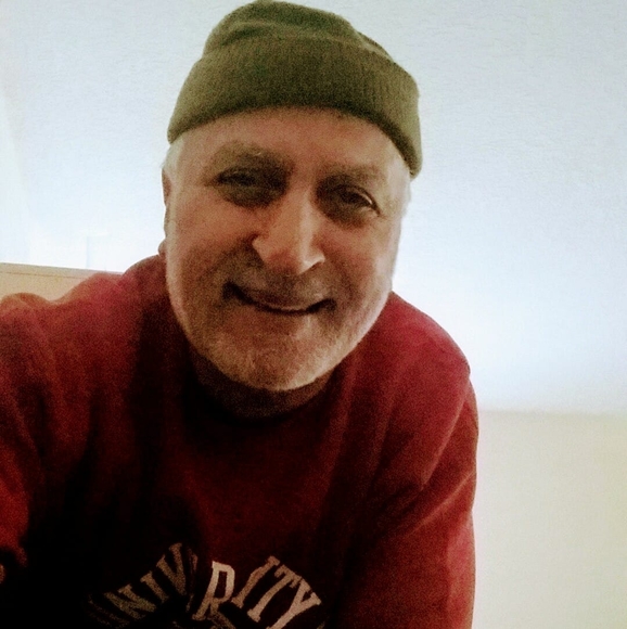 Profile Picture of Mohammed Ikhlef (@ikhlefmo) on Poshmark