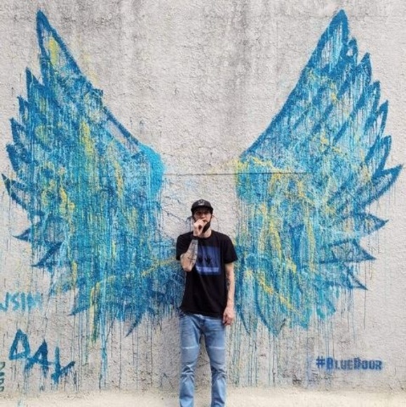 Profile Picture of Brett Moreland (@bmoreland310) on Poshmark