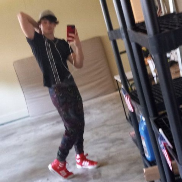 Profile Picture of Nicholas Joiner (@nickjoiner12345) on Poshmark