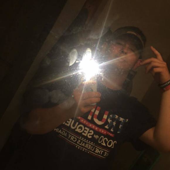 Profile Picture of Thomas Brantley (@tc_brantley) on Poshmark