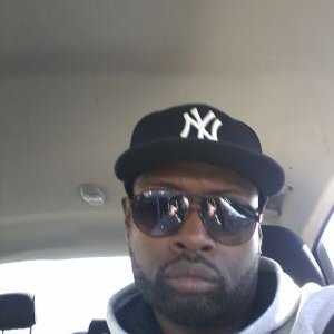 Profile Picture of Chris (@armadaNYC) on Twitter