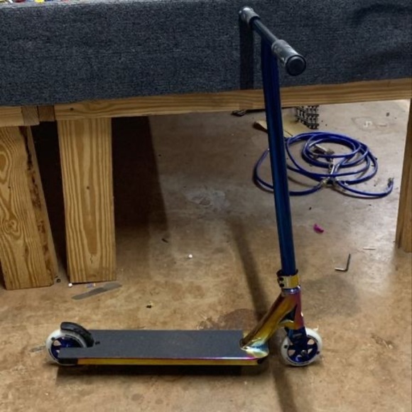 Profile Picture of Nicholas Deluca (@nicholas_deluca) on Poshmark