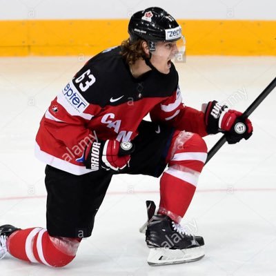 Profile Picture of Tyler Ennis News (@TylerEnnis716) on Twitter