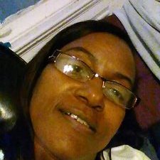 Profile Picture of Vivian Franklin (@vivianF77722) on Twitter