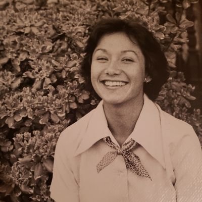 Profile Picture of Pamela Edwards (@Readsbooks1525) on Twitter