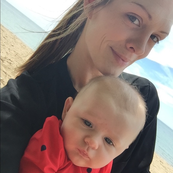 Jessica Niesen - Poshmark Profile Picture of Jessica Niesen (@momofpenelope) on Poshmark