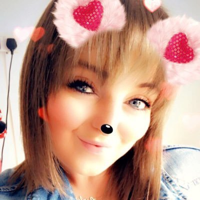 Profile Picture of Carly Beard (@Carly_beardface) on Twitter