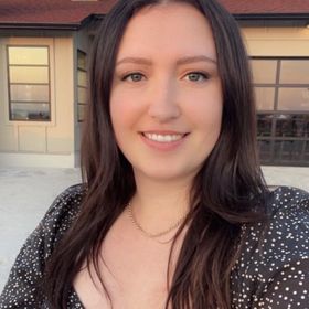 Profile Picture of Danielle Maxwell (@daniellemaxwell) on Pinterest