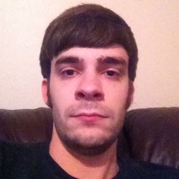 Profile Picture of Austin Cooley (@austincooley11) on Poshmark